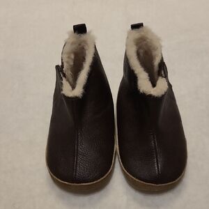 Robeez ro+me brown faux fur lined baby boots